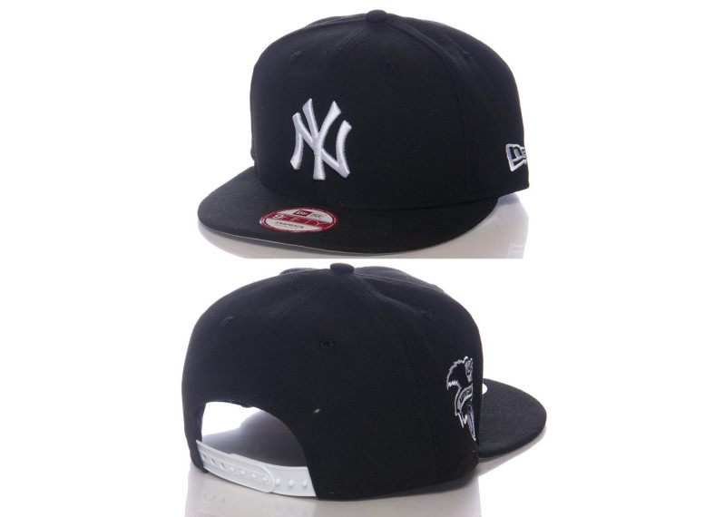 NEW YORK YANKEES MLB SNAPBACK CAP