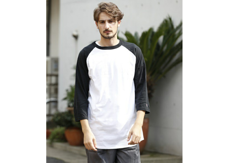 Three-quarter sleeve baseball T-shirt