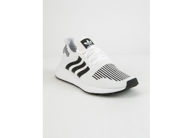 Swift Run White & Black Shoes