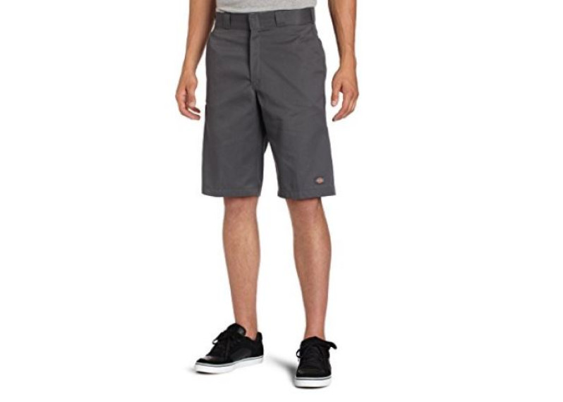 Relaxed-Fit Multi-Pocket Short