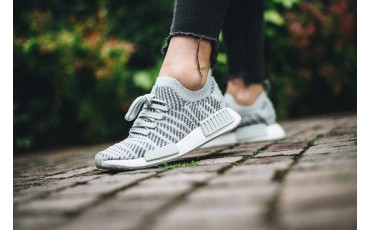 NMD R1 STLT PRIMEKNIT 女裝