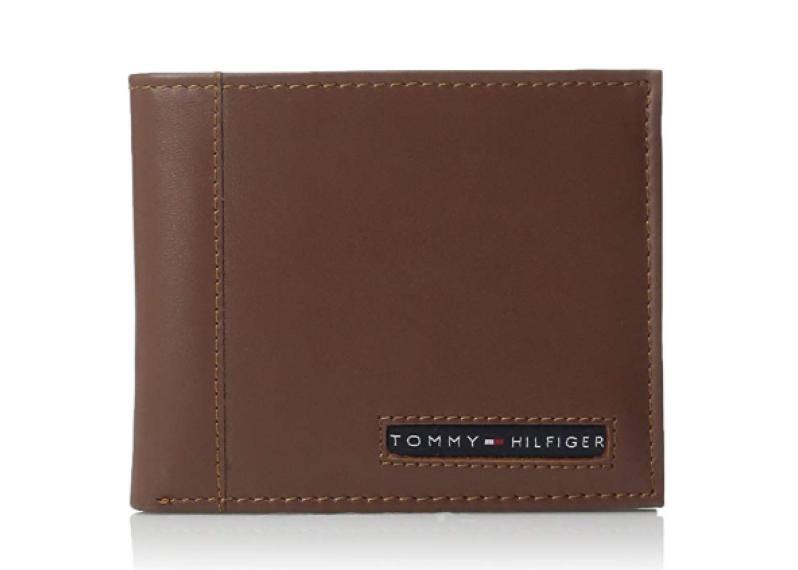 Tommy Hilfiger Leather Cambridge Passcase Wallet with Removable Card Holder