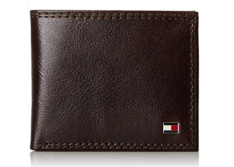 Tommy Hilfiger Men's Thin Sleek Casual Bifold Wallet 