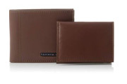 Tommy Hilfiger Men's Thin Sleek Casual Bifold Wallet 