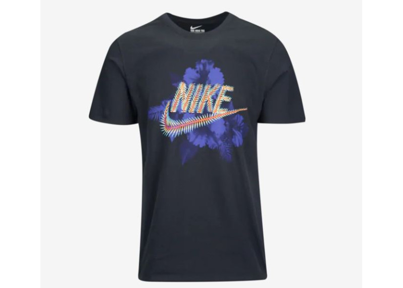 Nike Graphic T-Shirt