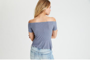 AEO SOFT & SEXY OFF-THE-SHOULDER T-SHIRT - Stone Gray